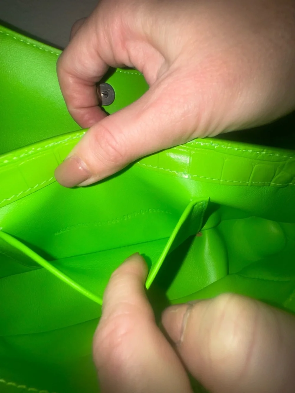 Balenciaga Hourglass Green Croc-Embossed Shoulder Bag with Silver BB - Picture 9 of 16